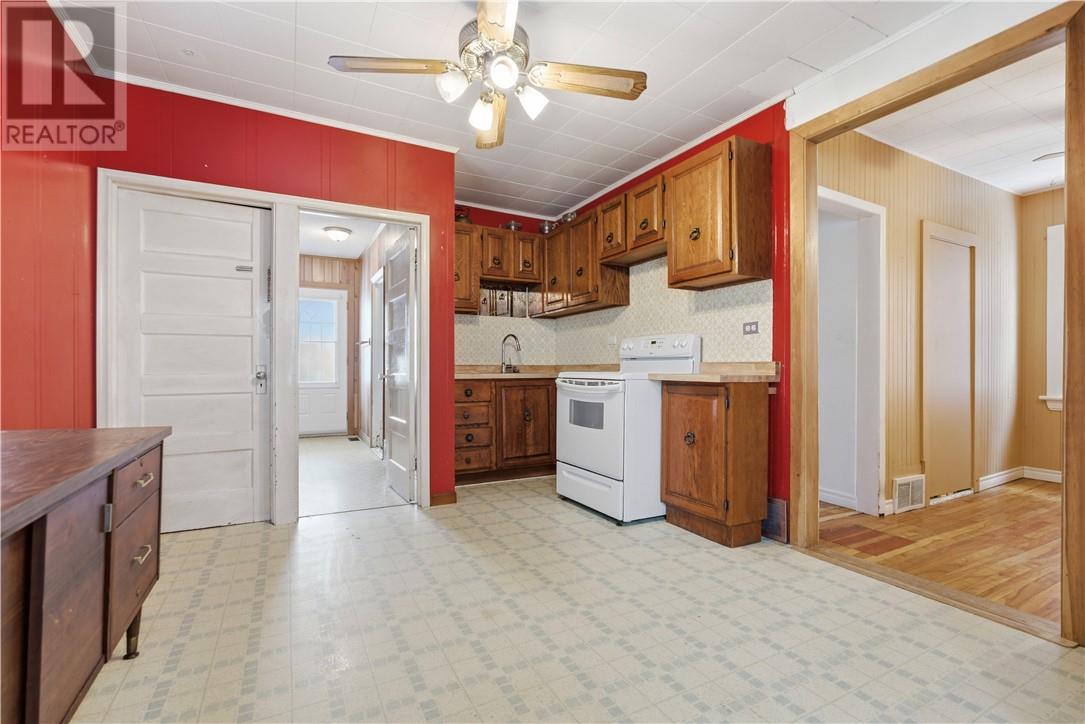 341 Frood Road, Sudbury, Ontario  P3C 4Z7 - Photo 10 - 2126877