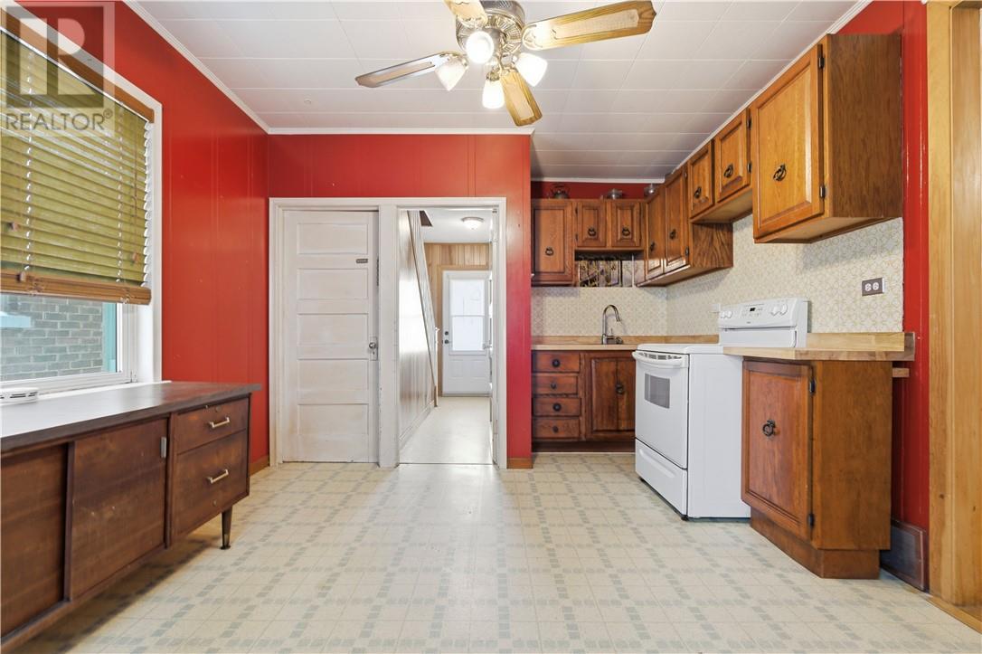 341 Frood Road, Sudbury, Ontario  P3C 4Z7 - Photo 11 - 2126877