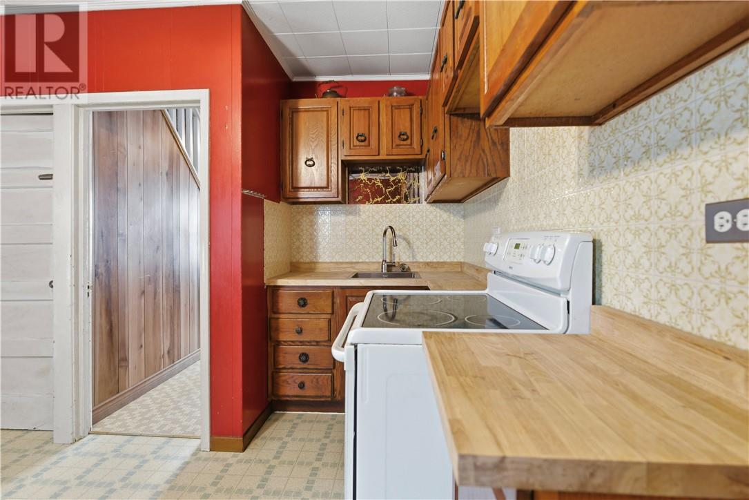 341 Frood Road, Sudbury, Ontario  P3C 4Z7 - Photo 13 - 2126877