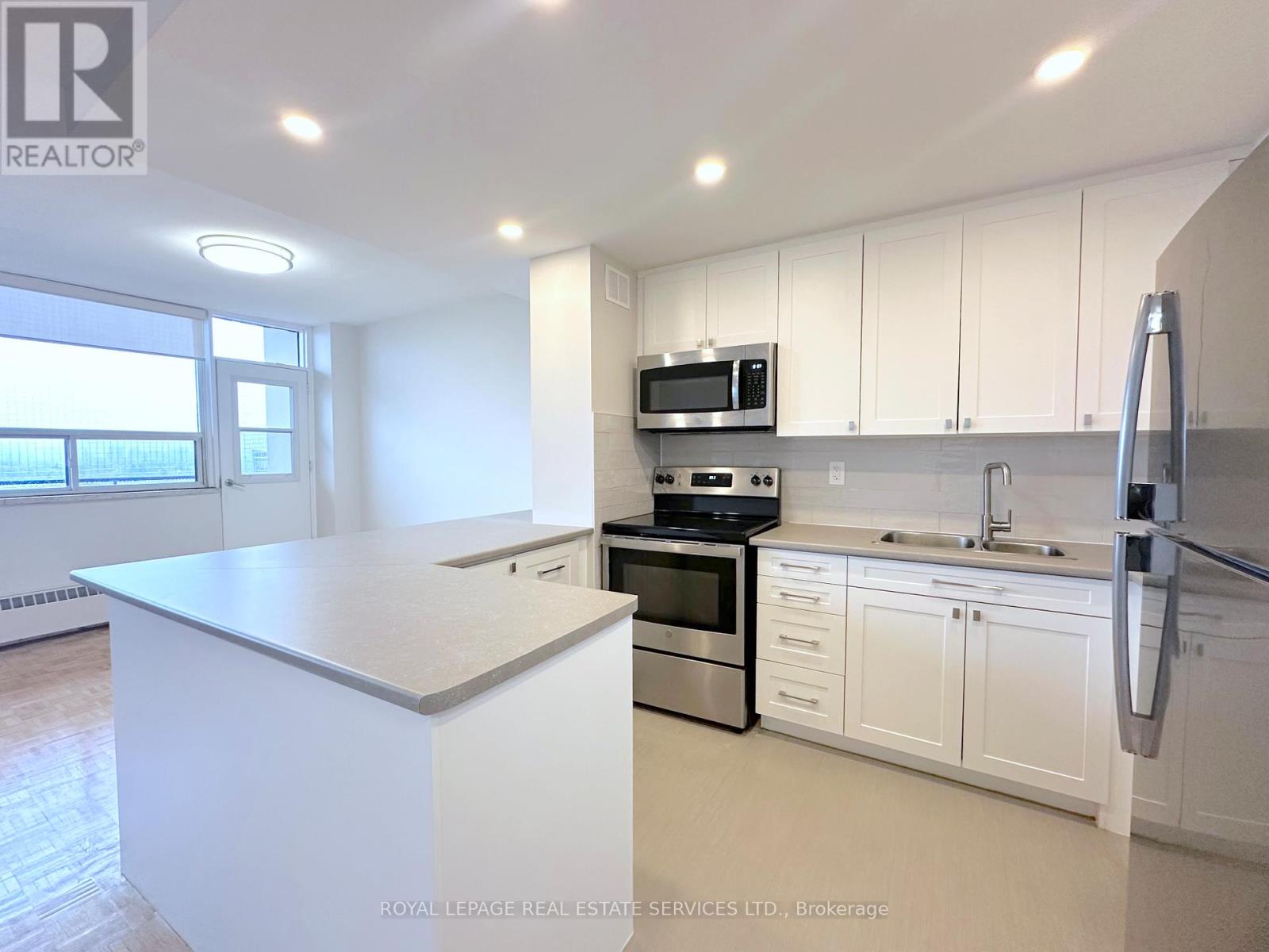 Ph05 - 12 Rockford Road, Toronto, Ontario  M2R 3A2 - Photo 3 - C12908106