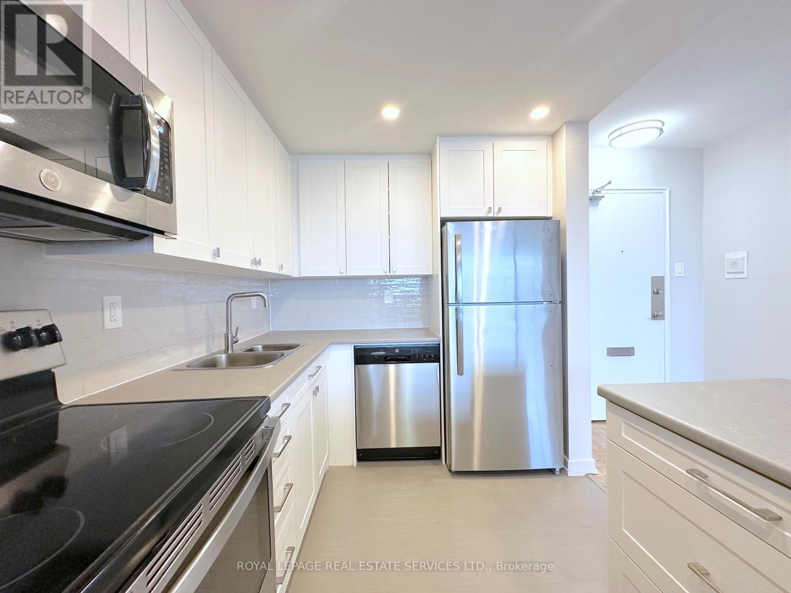 Ph05 - 12 Rockford Road, Toronto, Ontario  M2R 3A2 - Photo 4 - C12908106