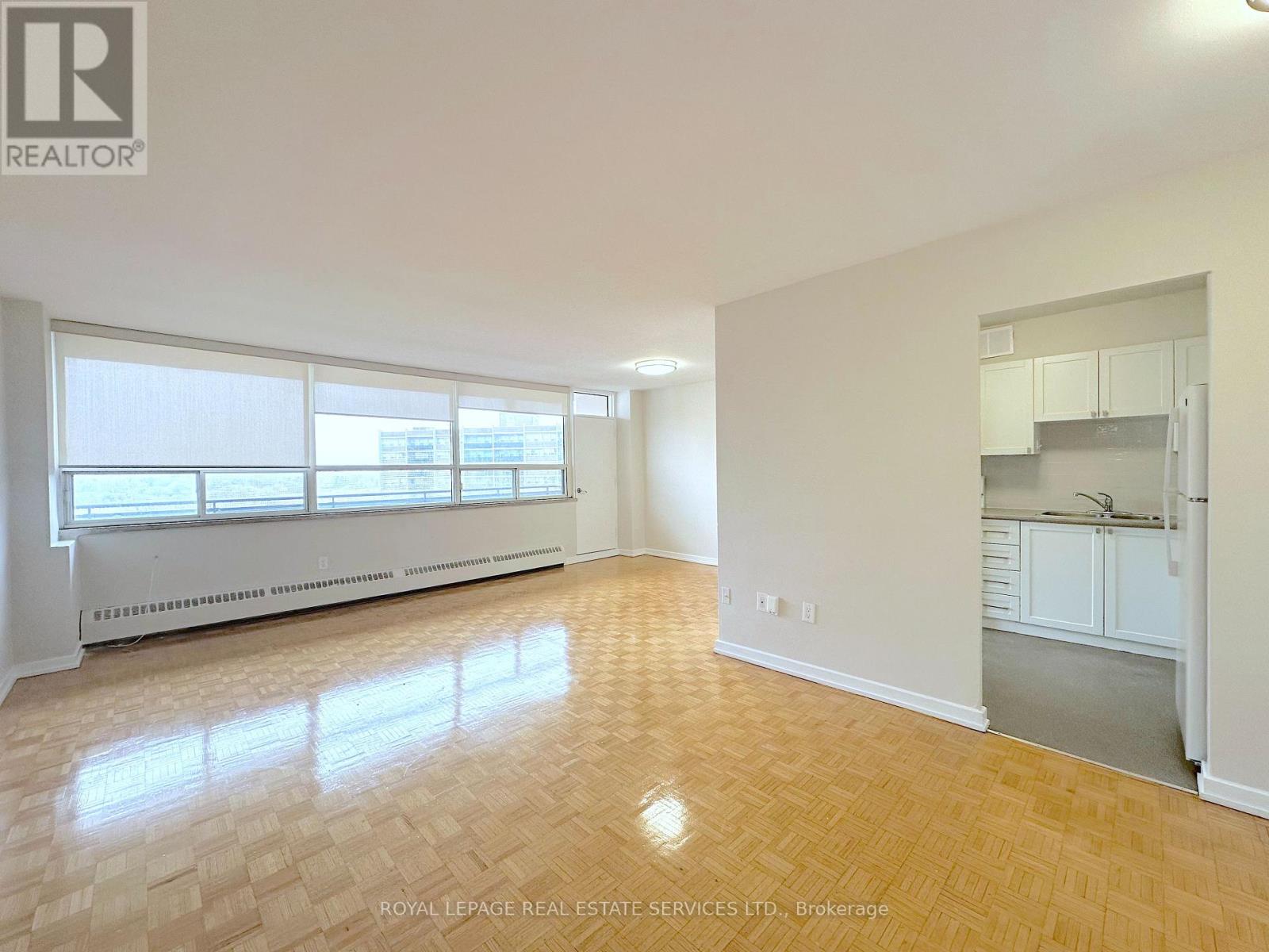 1006 - 12 Rockford Road, Toronto, Ontario  M2R 3A2 - Photo 2 - C12908118