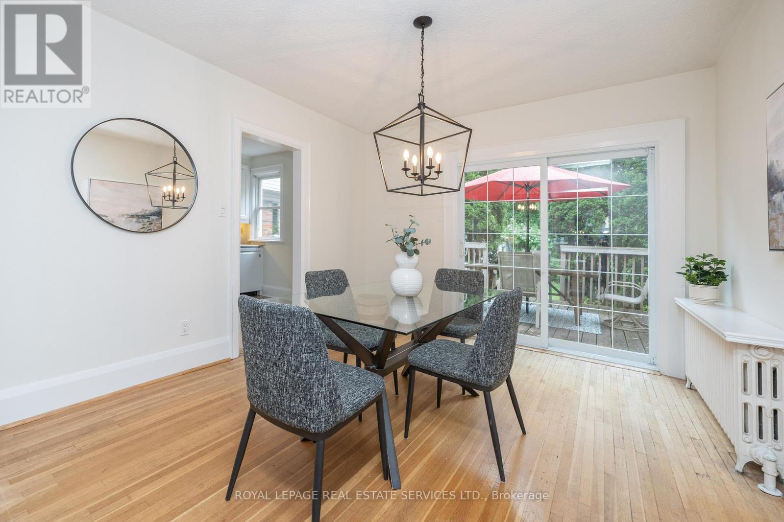 341 Old Orchard Grove, Toronto, Ontario  M5M 2E7 - Photo 12 - C12908150