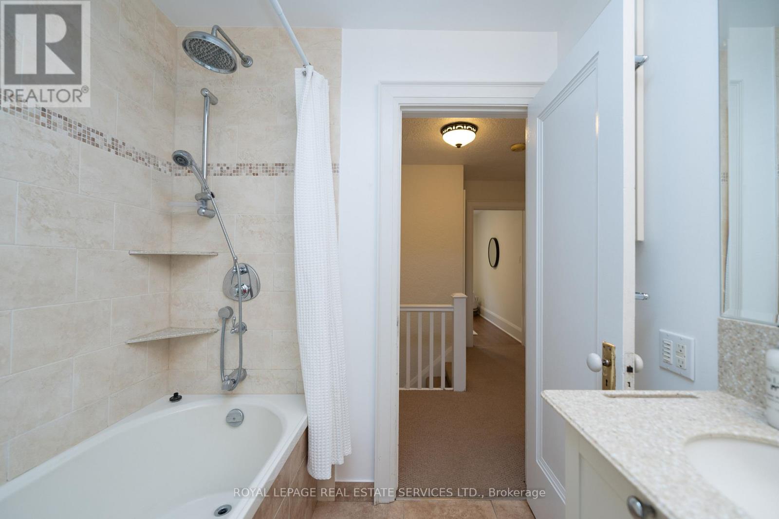 341 Old Orchard Grove, Toronto, Ontario  M5M 2E7 - Photo 26 - C12908150