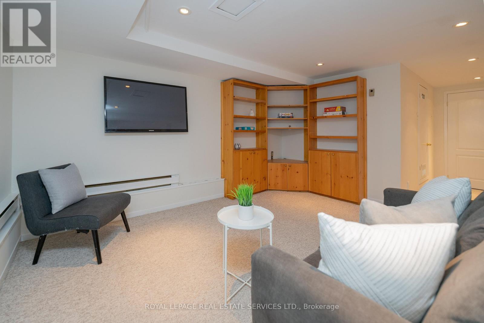 341 Old Orchard Grove, Toronto, Ontario  M5M 2E7 - Photo 36 - C12908150