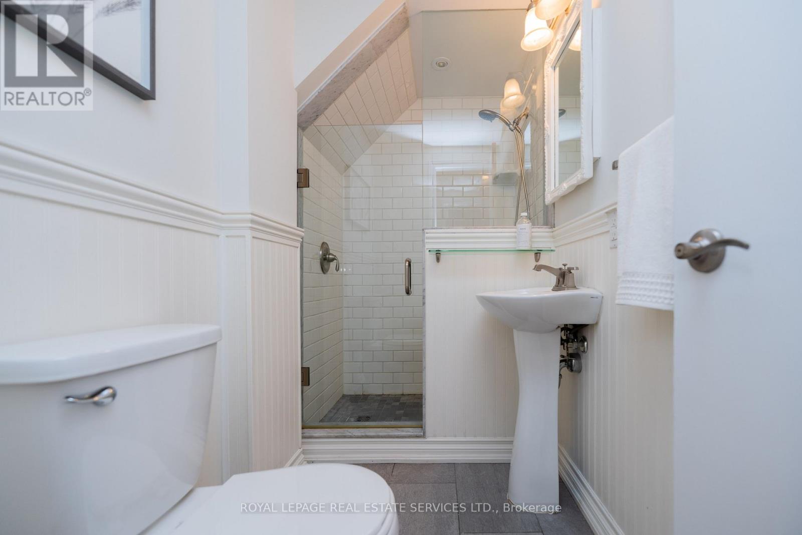 341 Old Orchard Grove, Toronto, Ontario  M5M 2E7 - Photo 39 - C12908150