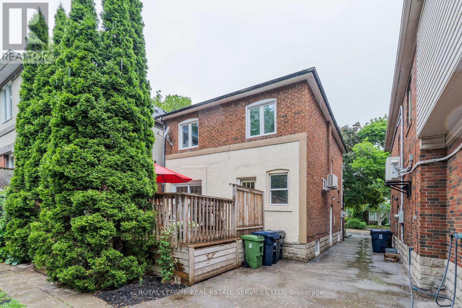 341 Old Orchard Grove, Toronto, Ontario  M5M 2E7 - Photo 42 - C12908150