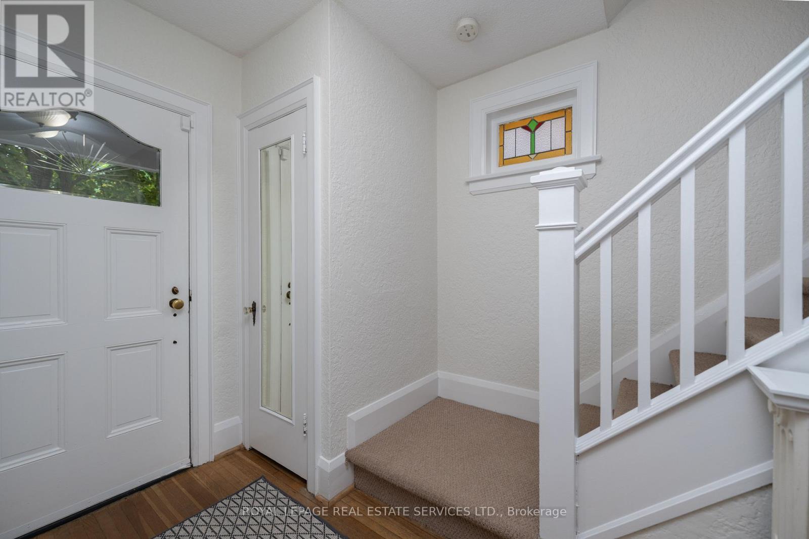 341 Old Orchard Grove, Toronto, Ontario  M5M 2E7 - Photo 8 - C12908150