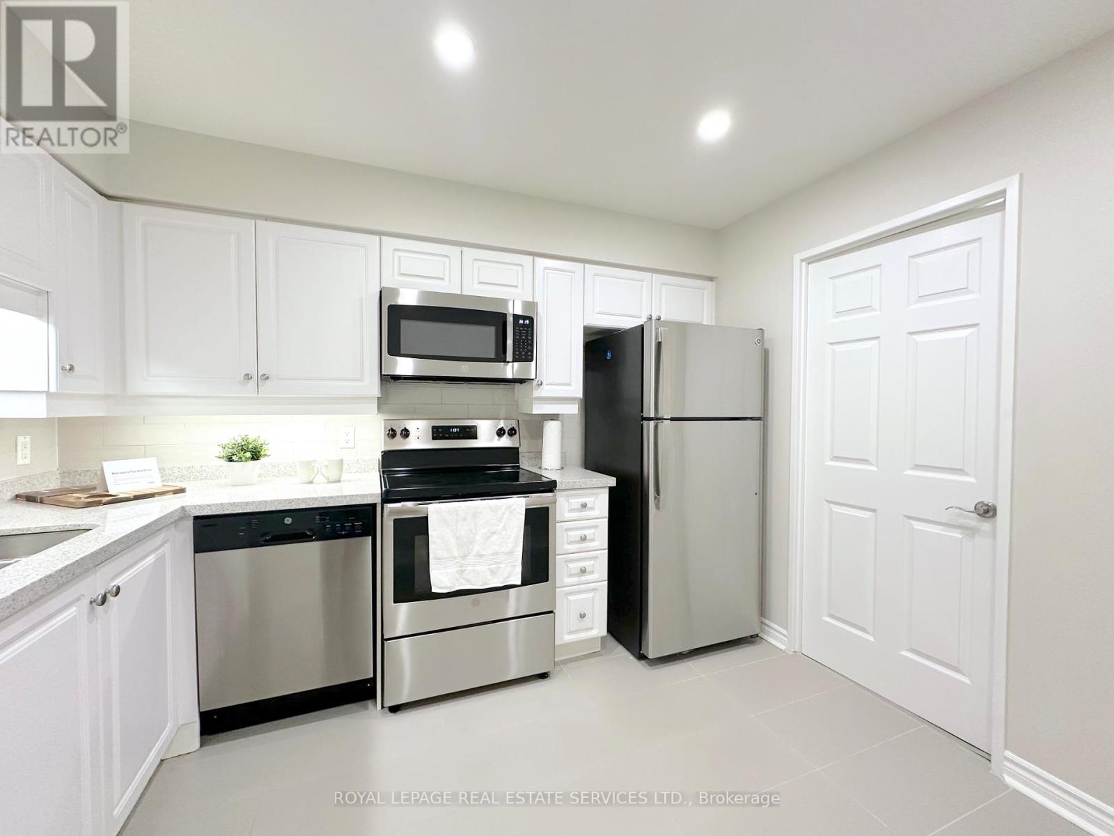 104 - 17 Brookbanks Drive, Toronto, Ontario  M3A 3R9 - Photo 5 - C12908170