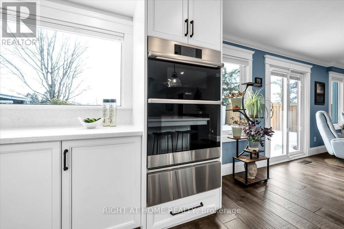 33 Willcocks Crescent, Ajax, Ontario  L1T 3L9 - Photo 16 - E12908154