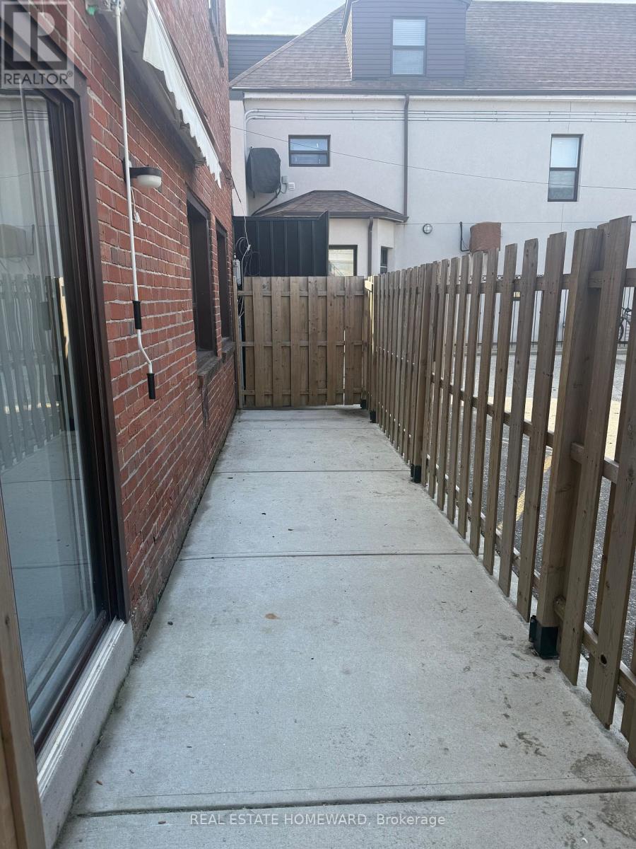 105 - 158 Main Street, Toronto, Ontario  M4E 2V8 - Photo 16 - E12908166