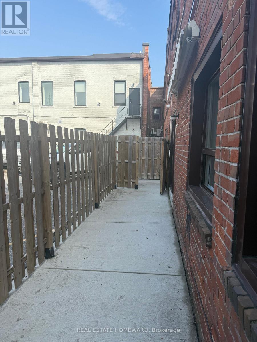 105 - 158 Main Street, Toronto, Ontario  M4E 2V8 - Photo 17 - E12908166