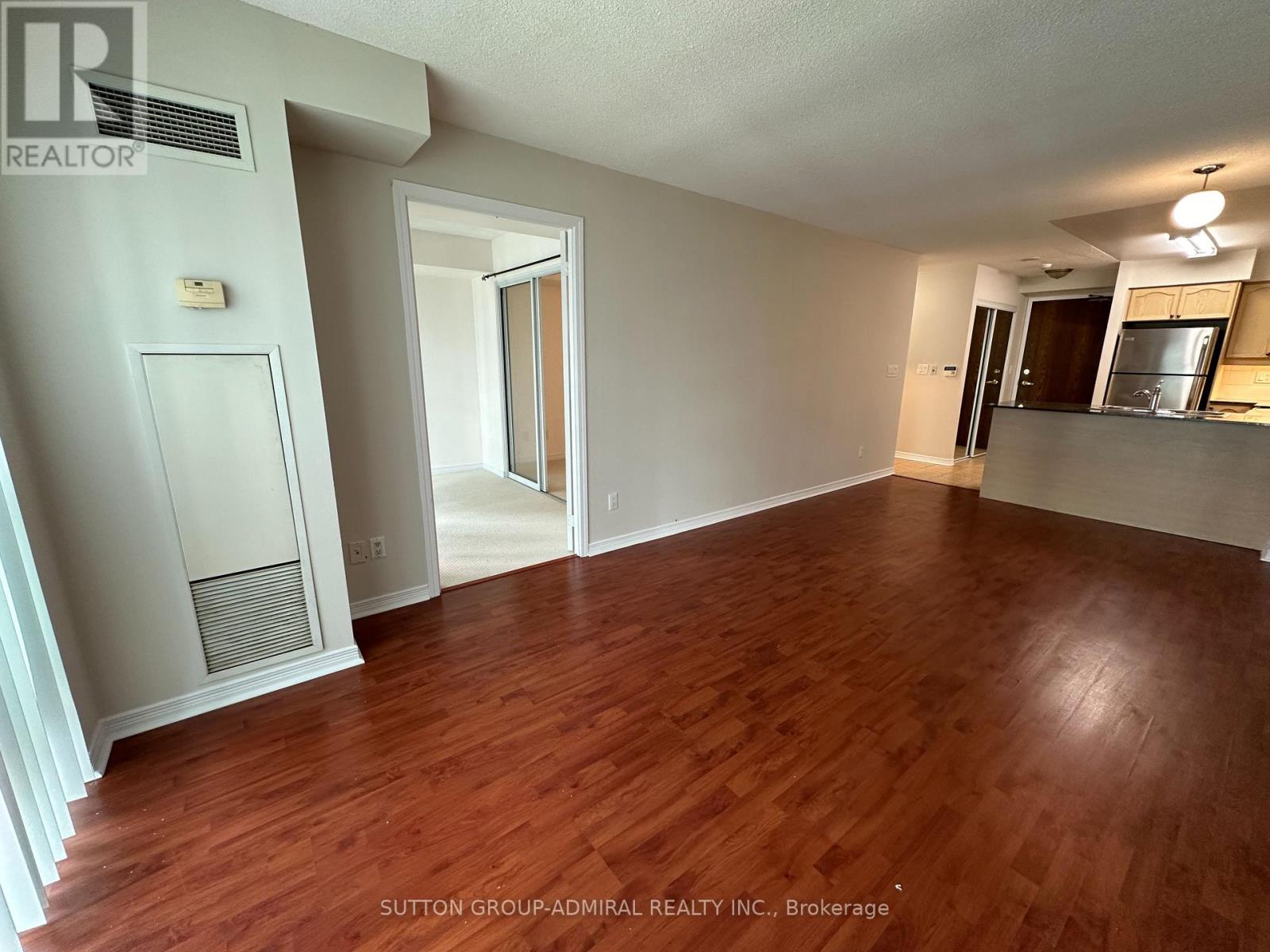 911 - 185 Oneida Crescent, Richmond Hill (Langstaff), Ontario  L4B 0B1 - Photo 17 - N12908138