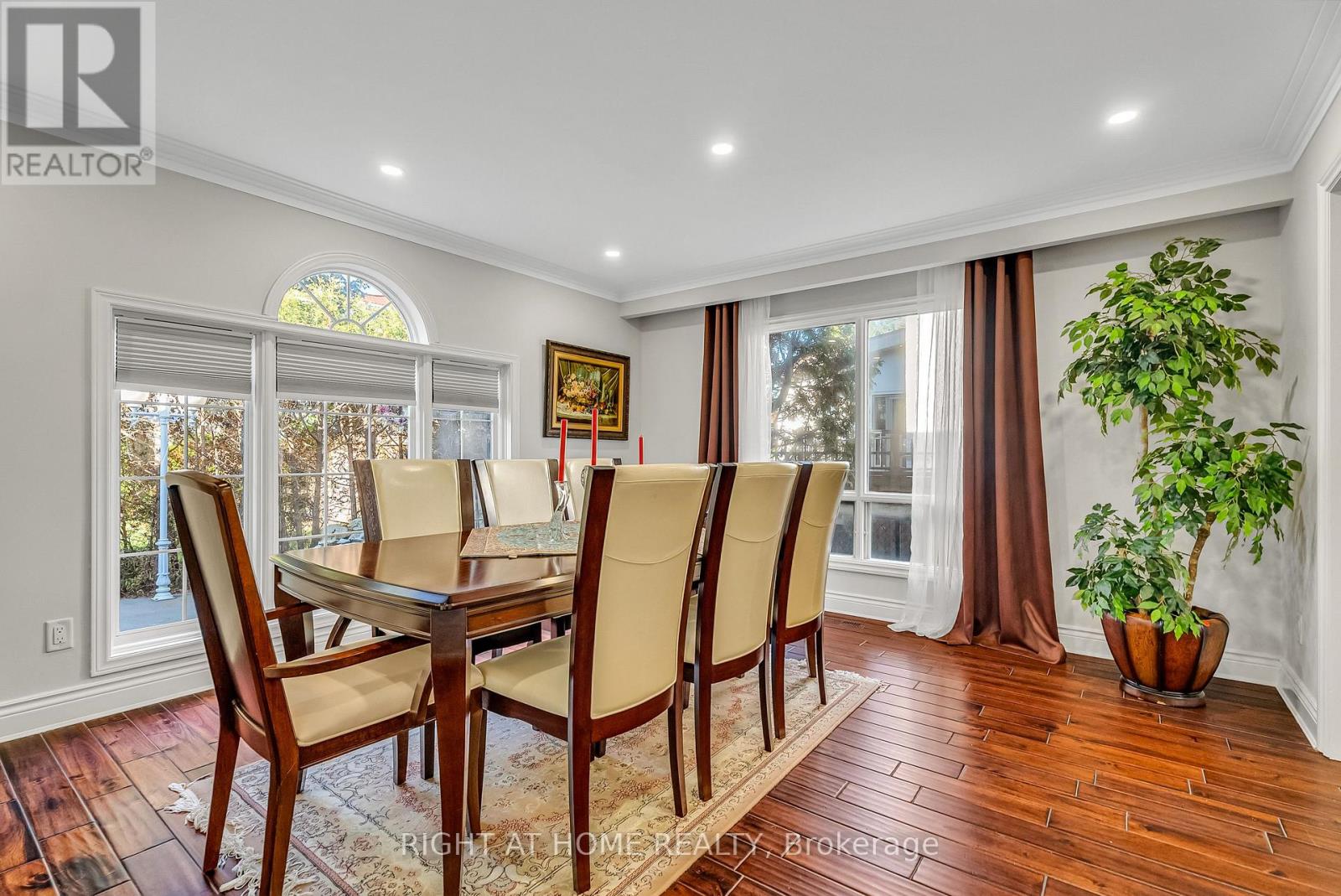 373 Firglen Ridge, Vaughan, Ontario  L4L 1N6 - Photo 8 - N12908178