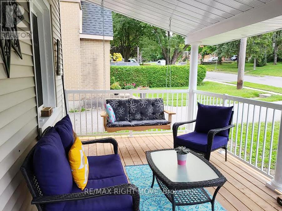 107 Jarvis Street, Orillia, Ontario  L3V 2A4 - Photo 2 - S12908124