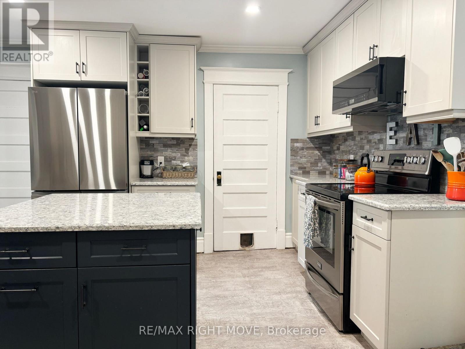 107 Jarvis Street, Orillia, Ontario  L3V 2A4 - Photo 7 - S12908124