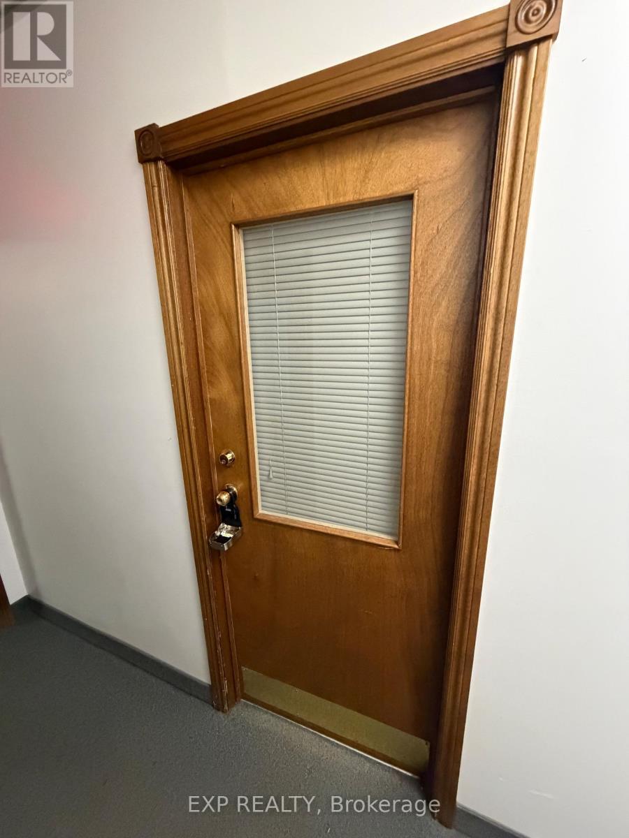 8 - 109 Broadway, Orangeville, Ontario  L9W 1K2 - Photo 10 - W12908108