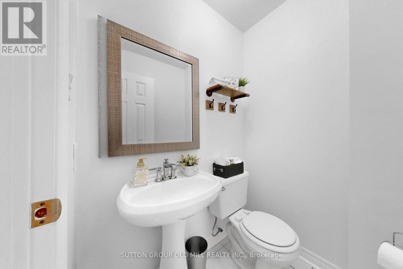 84 Fountainbridge Drive, Caledon, Ontario  L7E 1V6 - Photo 16 - W12908130