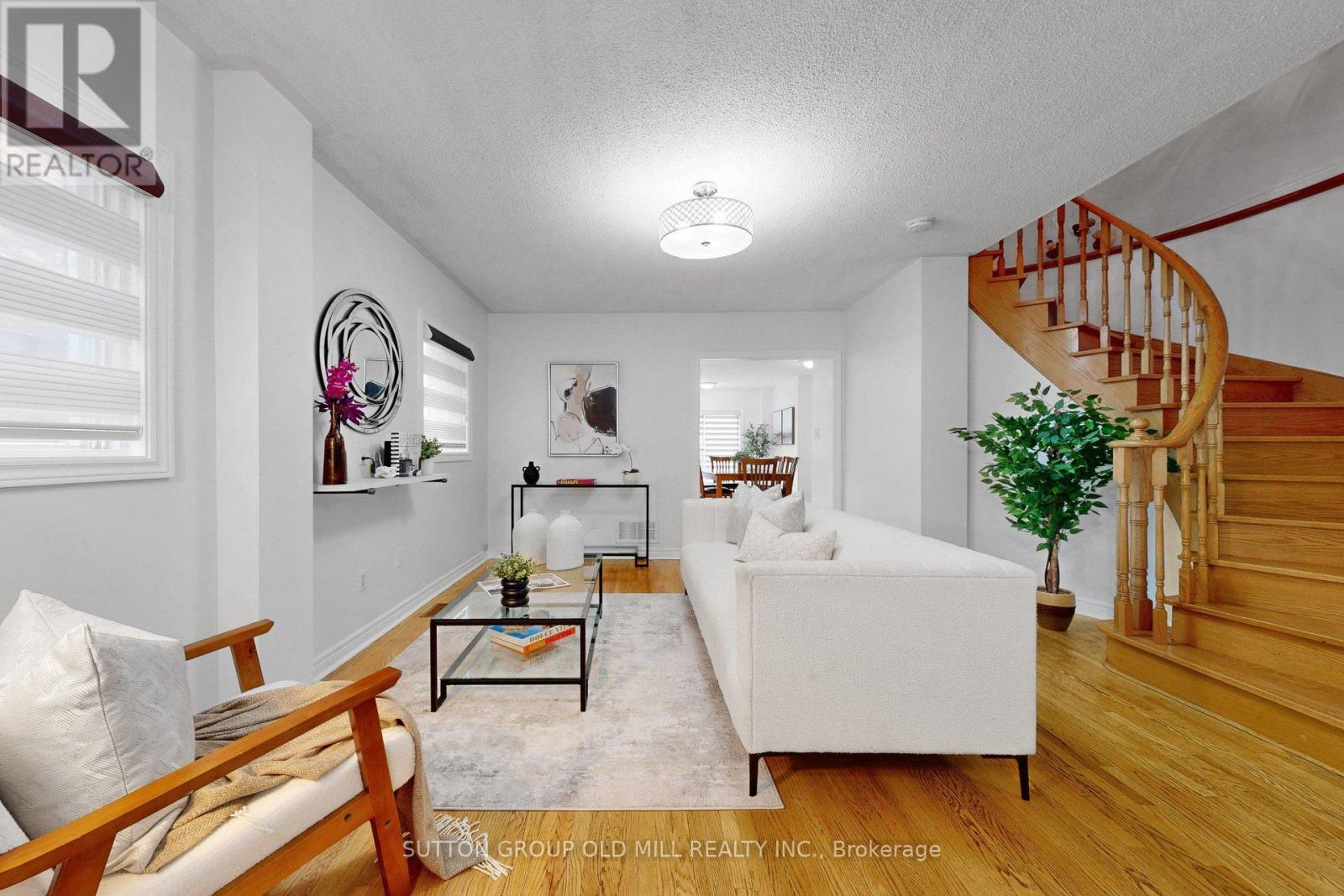 84 Fountainbridge Drive, Caledon, Ontario  L7E 1V6 - Photo 4 - W12908130