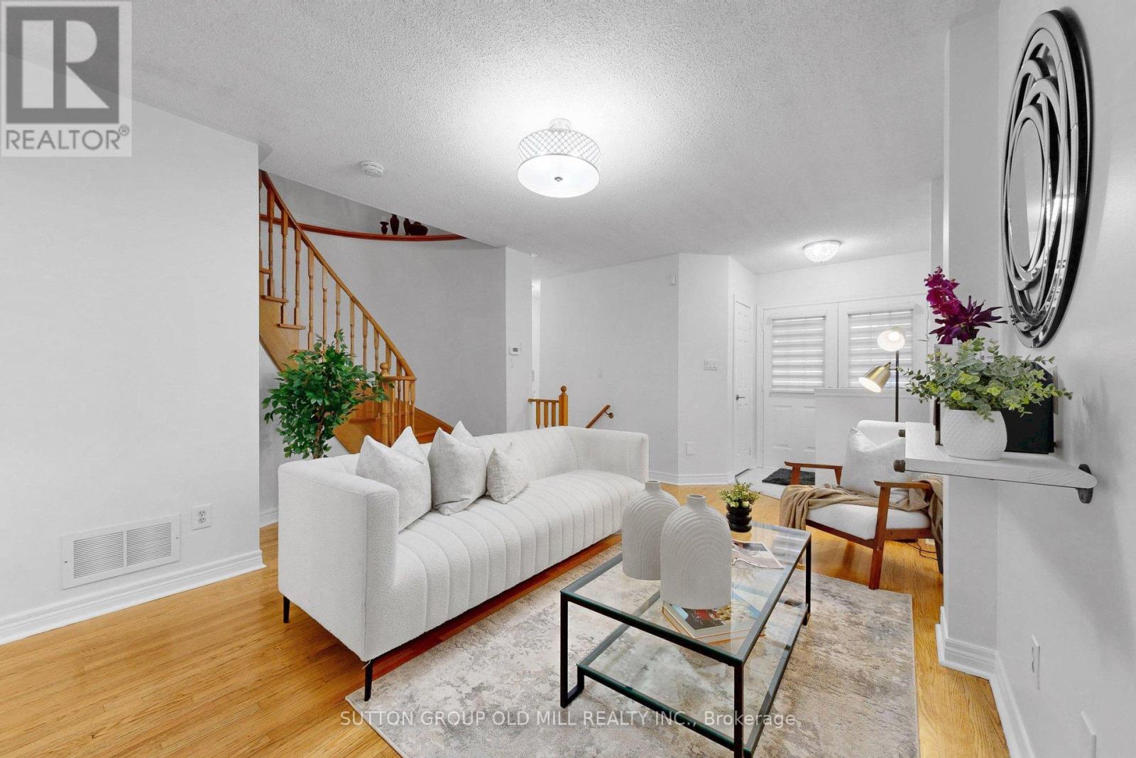 84 Fountainbridge Drive, Caledon, Ontario  L7E 1V6 - Photo 6 - W12908130