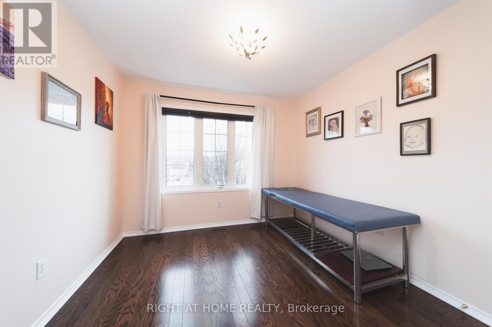 1251 Lamont Crescent, Milton, Ontario  L9T 6W4 - Photo 20 - W12908180