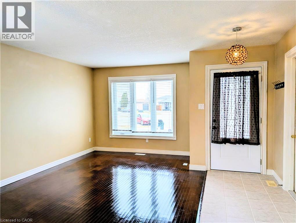 45 Remple Court, Cambridge, Ontario  N1P 1C2 - Photo 5 - 40813923