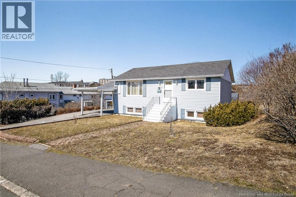 15 Balfour Street, Saint John, New Brunswick  E2K 3B1 - Photo 1 - NB135181