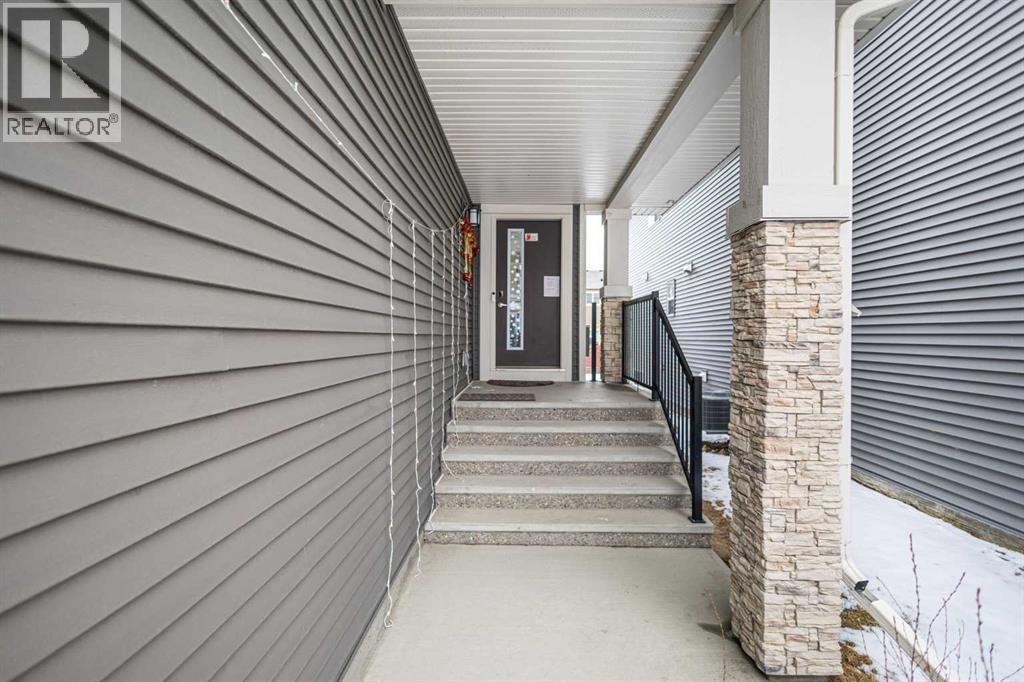 469 Creekrun Crescent Sw, Airdrie, Alberta  T4B 5J9 - Photo 2 - A2294768