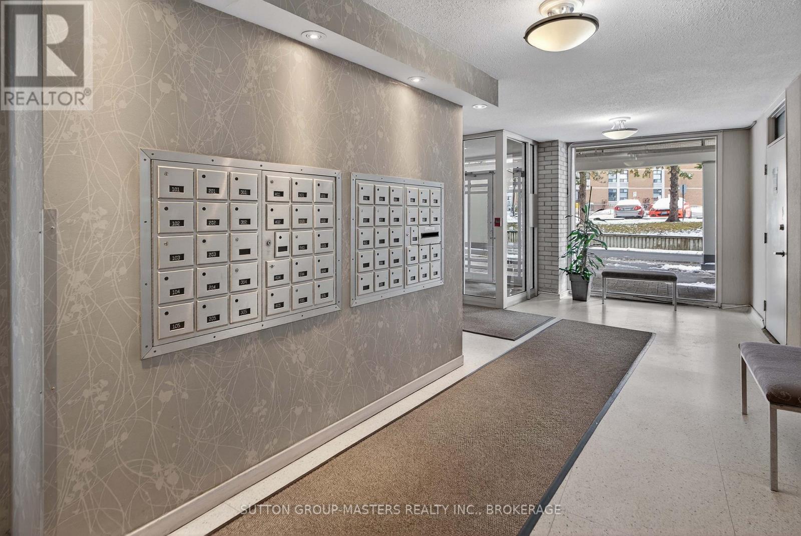 401 - 1 Mowat Avenue, Kingston, Ontario  K7M 1J8 - Photo 11 - X12908310