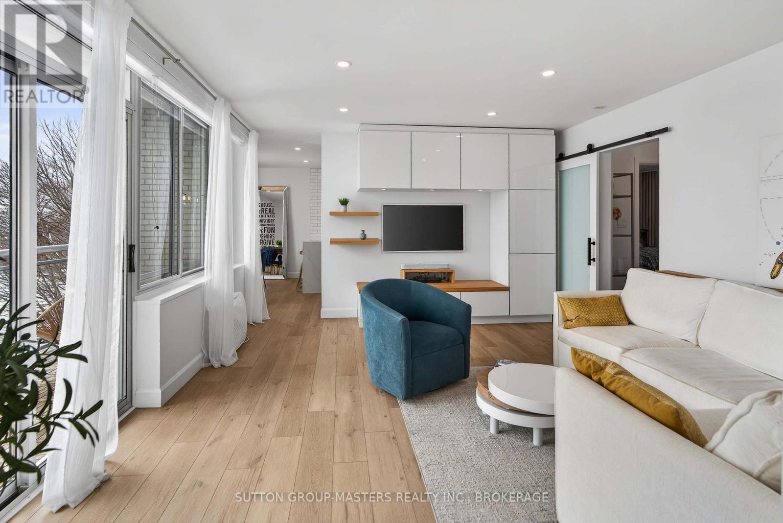 401 - 1 Mowat Avenue, Kingston, Ontario  K7M 1J8 - Photo 21 - X12908310