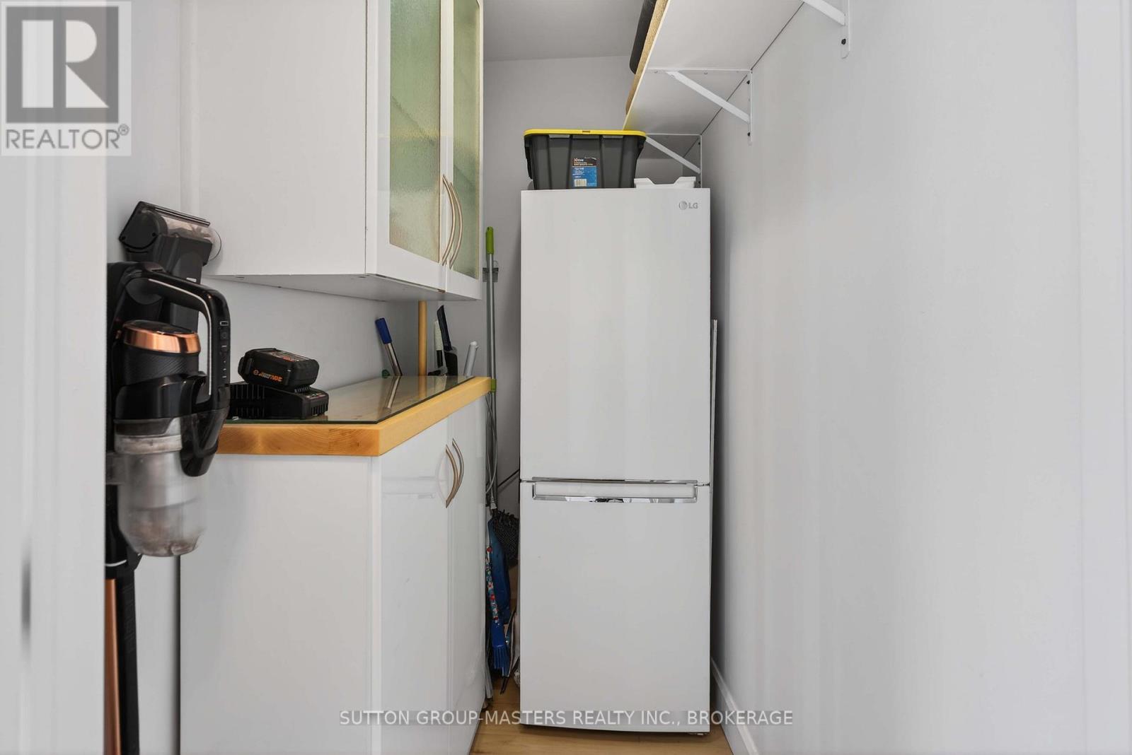 401 - 1 Mowat Avenue, Kingston, Ontario  K7M 1J8 - Photo 47 - X12908310