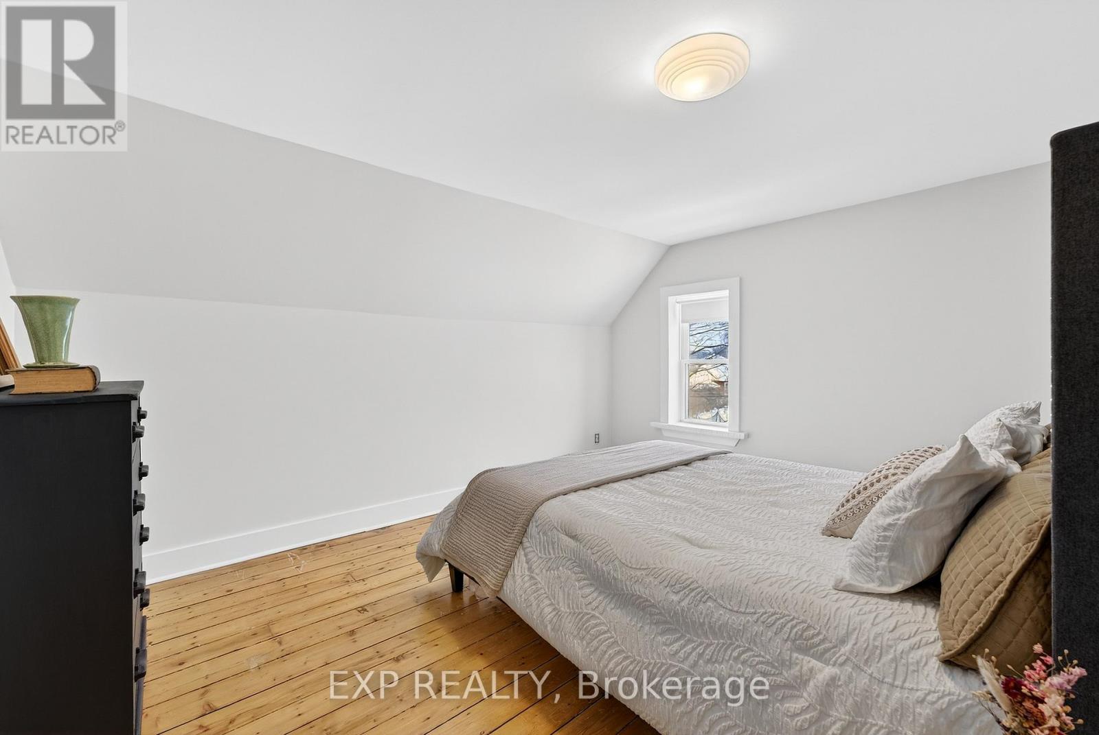 16 Barker Street, Prince Edward County, Ontario  K0K 2T0 - Photo 31 - X12908208