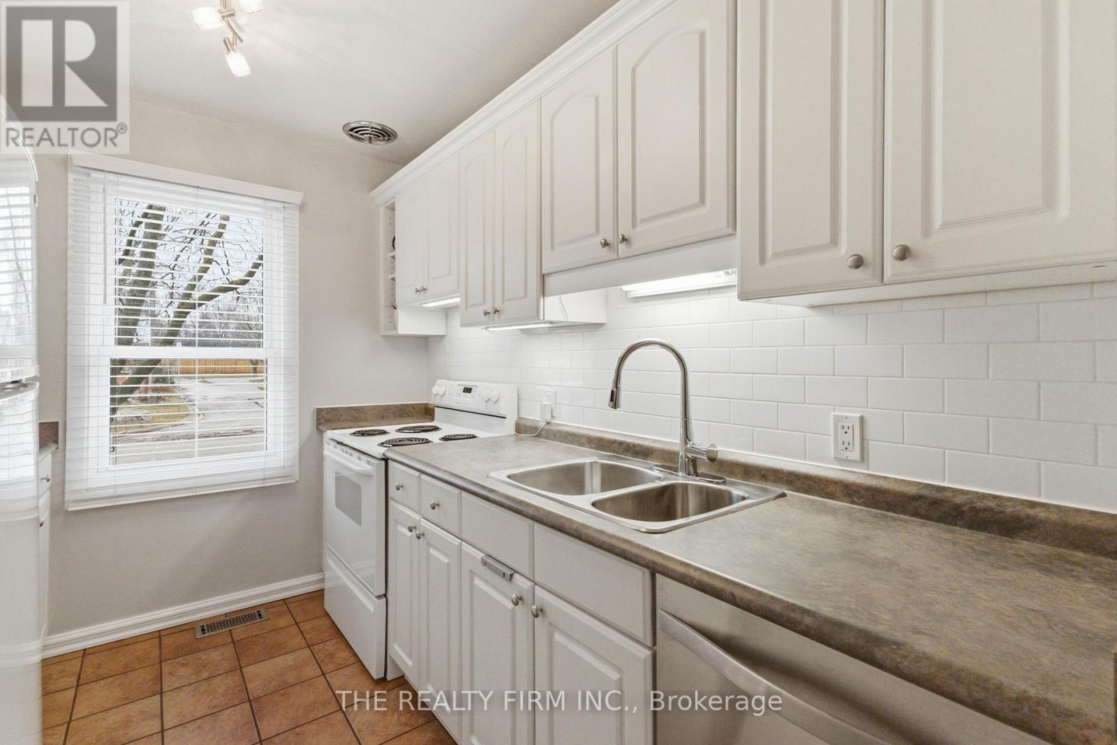 67 - 16 Homestead Crescent, London North, Ontario  N6G 2E4 - Photo 19 - X12908190