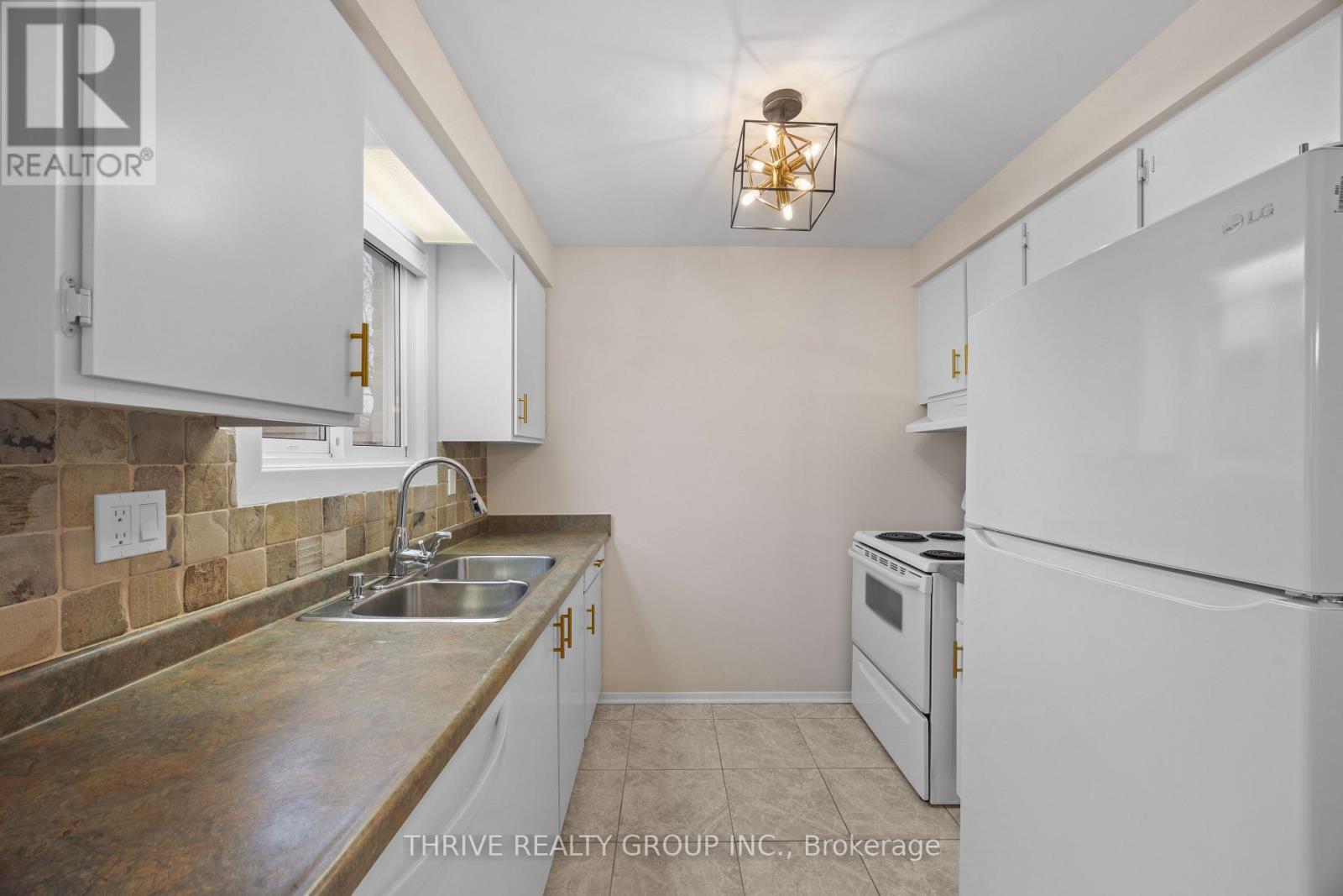 12 - 210 Carlyle Drive, London East, Ontario N5V 3M9 - Photo 10 - X12908246