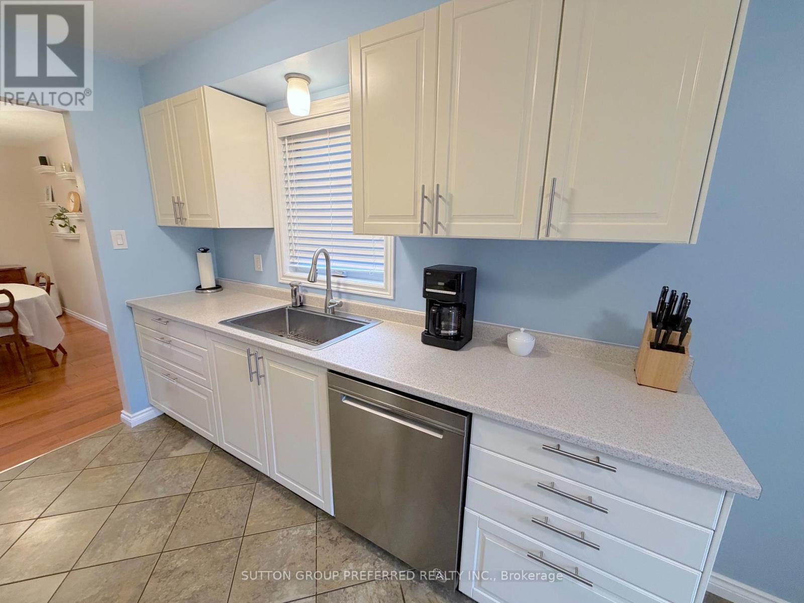 2 - 30 Forward Avenue, London North, Ontario  N6H 1B7 - Photo 10 - X12908260