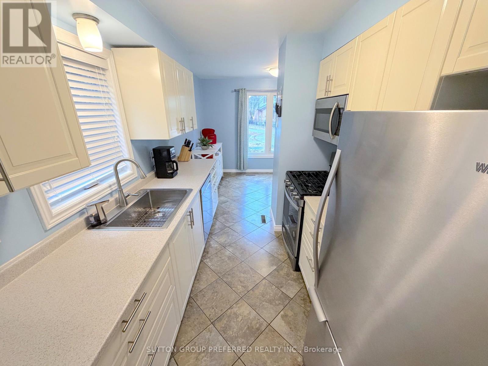 2 - 30 Forward Avenue, London North, Ontario  N6H 1B7 - Photo 12 - X12908260