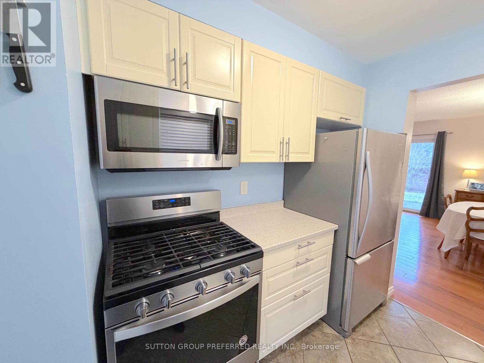 2 - 30 Forward Avenue, London North, Ontario  N6H 1B7 - Photo 13 - X12908260