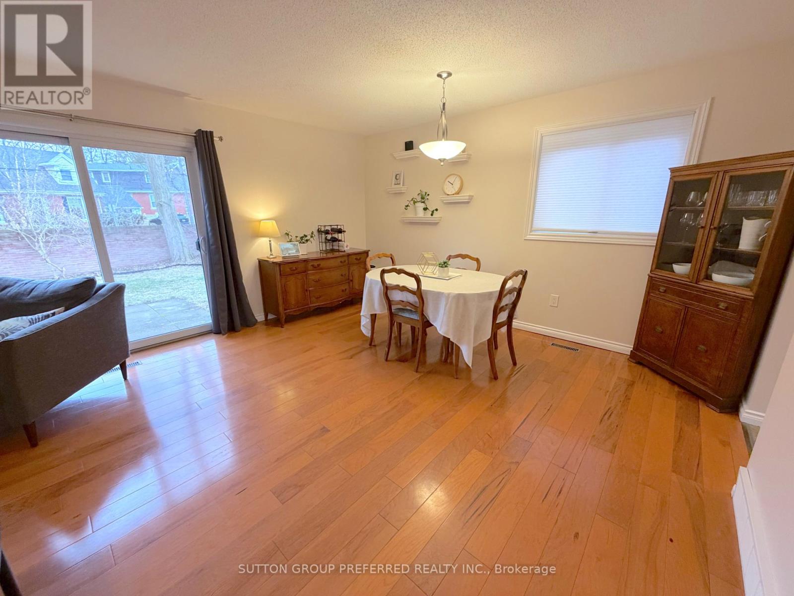 2 - 30 Forward Avenue, London North, Ontario  N6H 1B7 - Photo 20 - X12908260