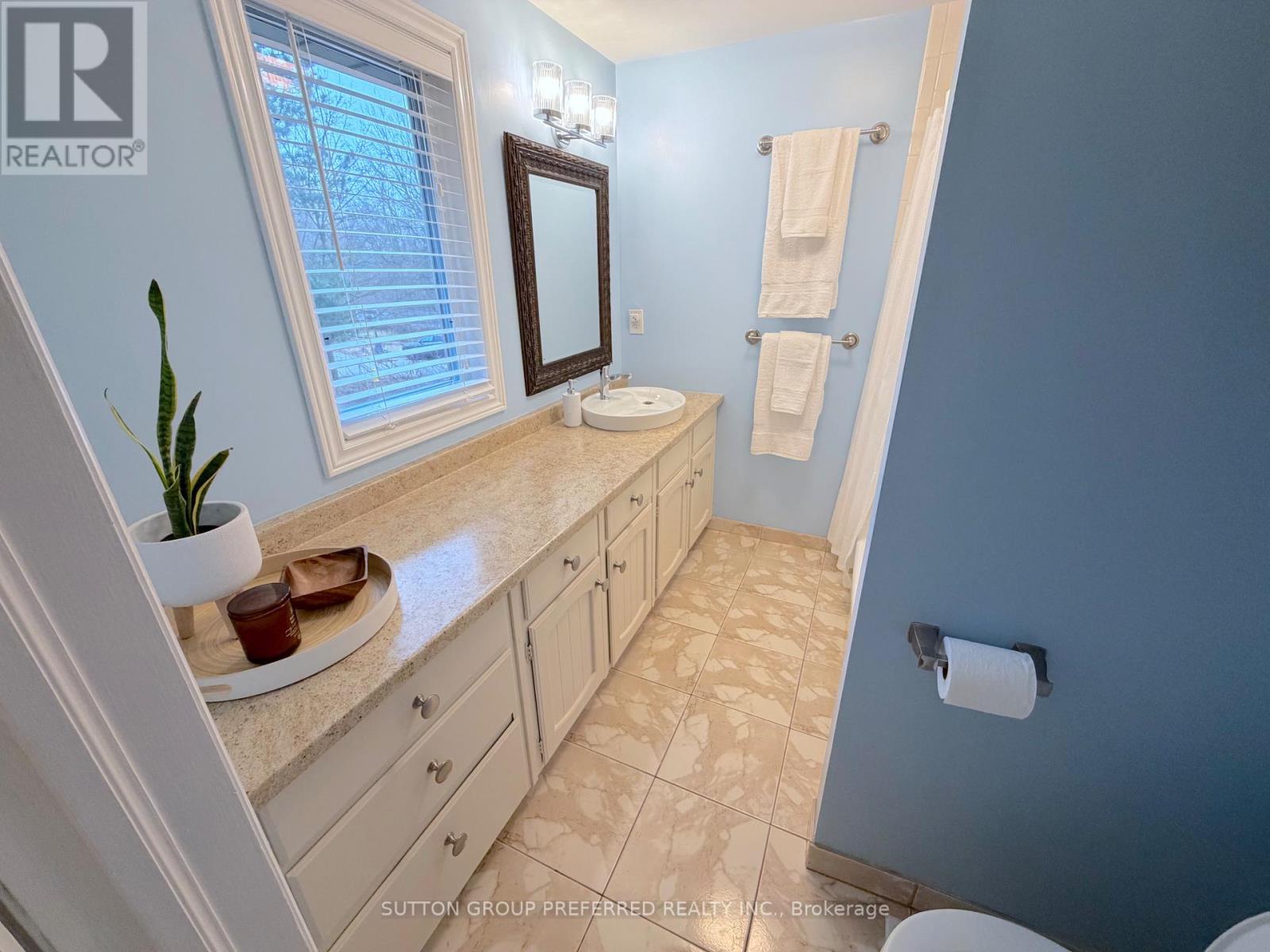 2 - 30 Forward Avenue, London North, Ontario  N6H 1B7 - Photo 29 - X12908260