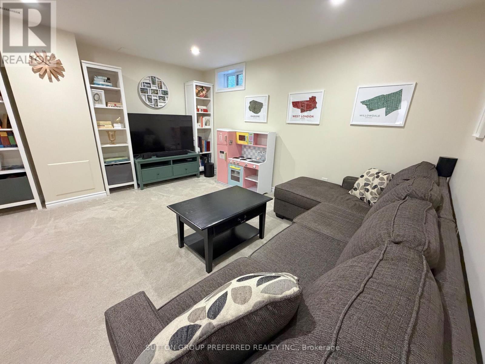 2 - 30 Forward Avenue, London North, Ontario  N6H 1B7 - Photo 35 - X12908260