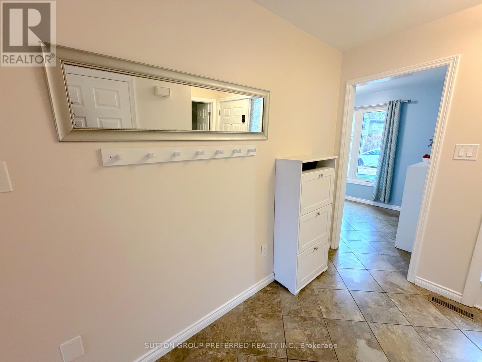 2 - 30 Forward Avenue, London North, Ontario  N6H 1B7 - Photo 7 - X12908260