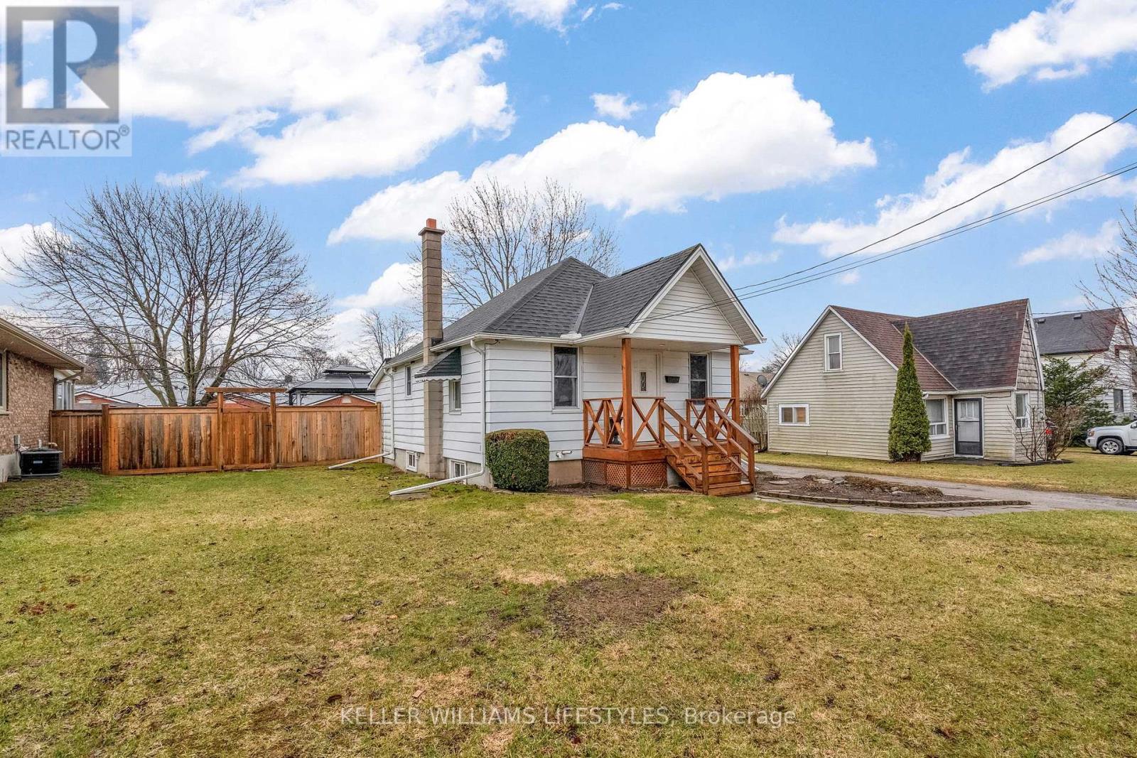 15 Caverly Road, Aylmer, Ontario  N5H 2P5 - Photo 3 - X12908320