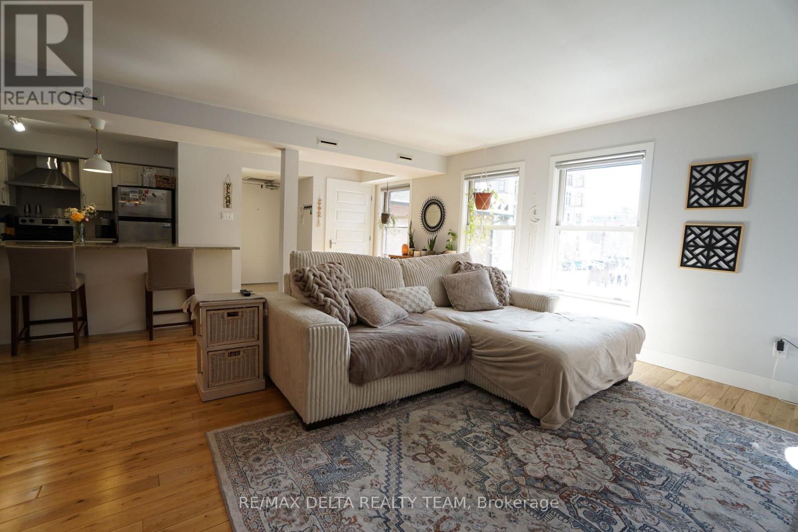 2 - 271 Mcleod Street, Ottawa, Ontario  K2P 1A1 - Photo 14 - X12908186