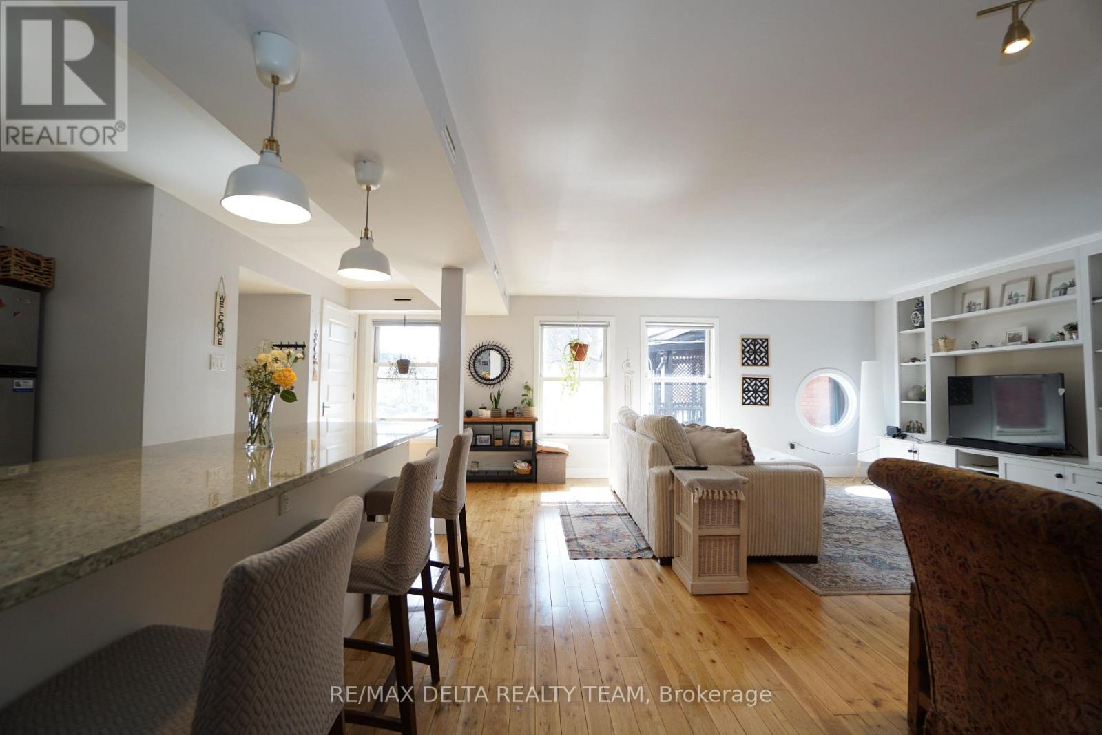 2 - 271 Mcleod Street, Ottawa, Ontario  K2P 1A1 - Photo 17 - X12908186