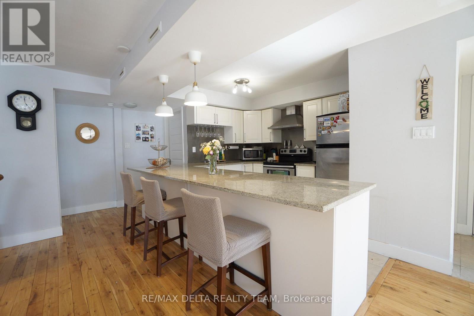 2 - 271 Mcleod Street, Ottawa, Ontario  K2P 1A1 - Photo 7 - X12908186