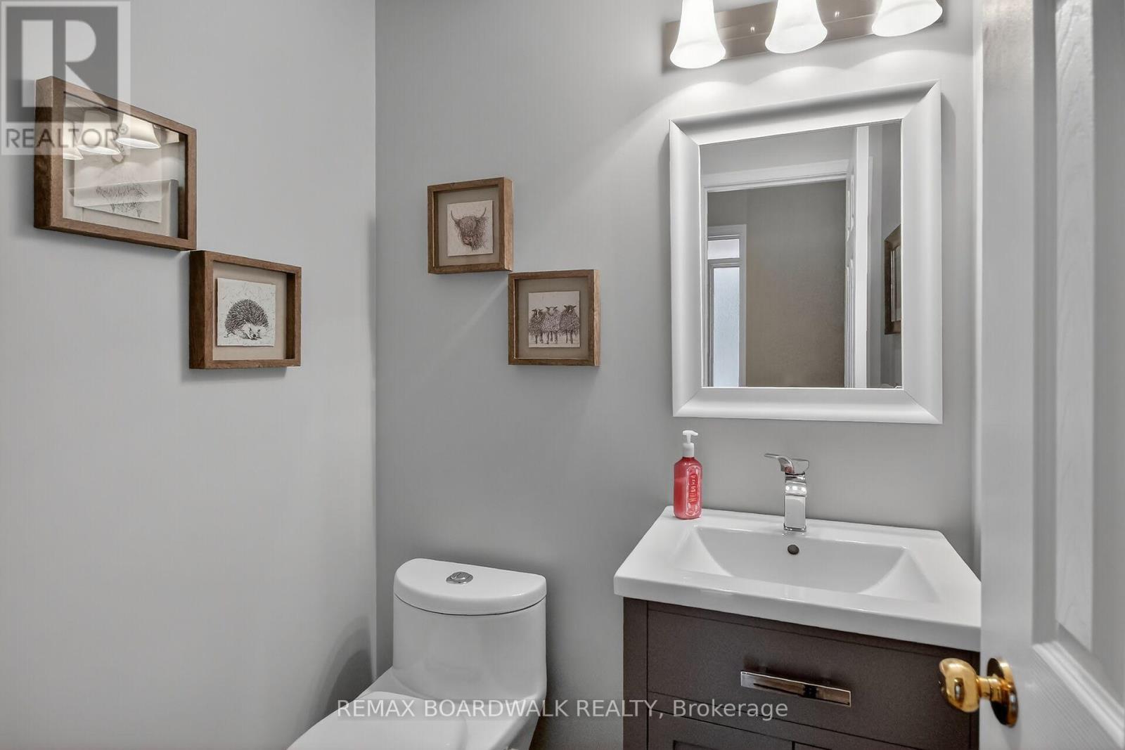 309 Chestermere Crescent, Ottawa, Ontario  K2G 7A8 - Photo 10 - X12908196