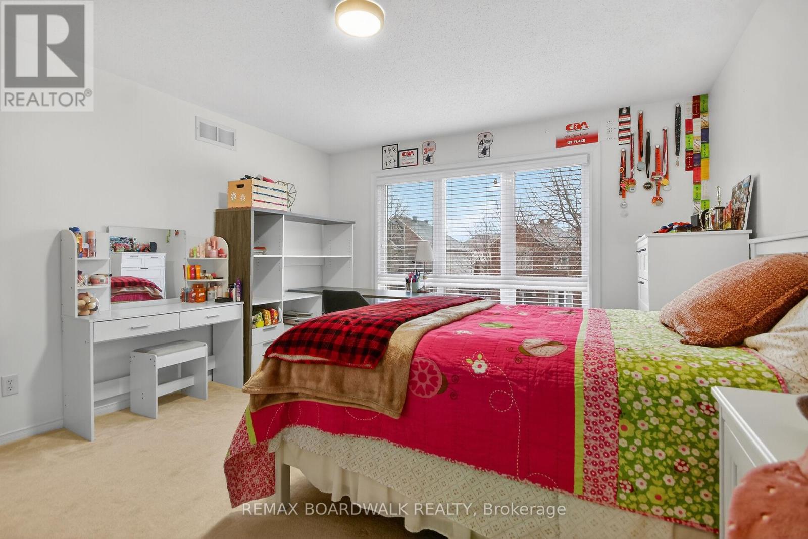 309 Chestermere Crescent, Ottawa, Ontario  K2G 7A8 - Photo 25 - X12908196