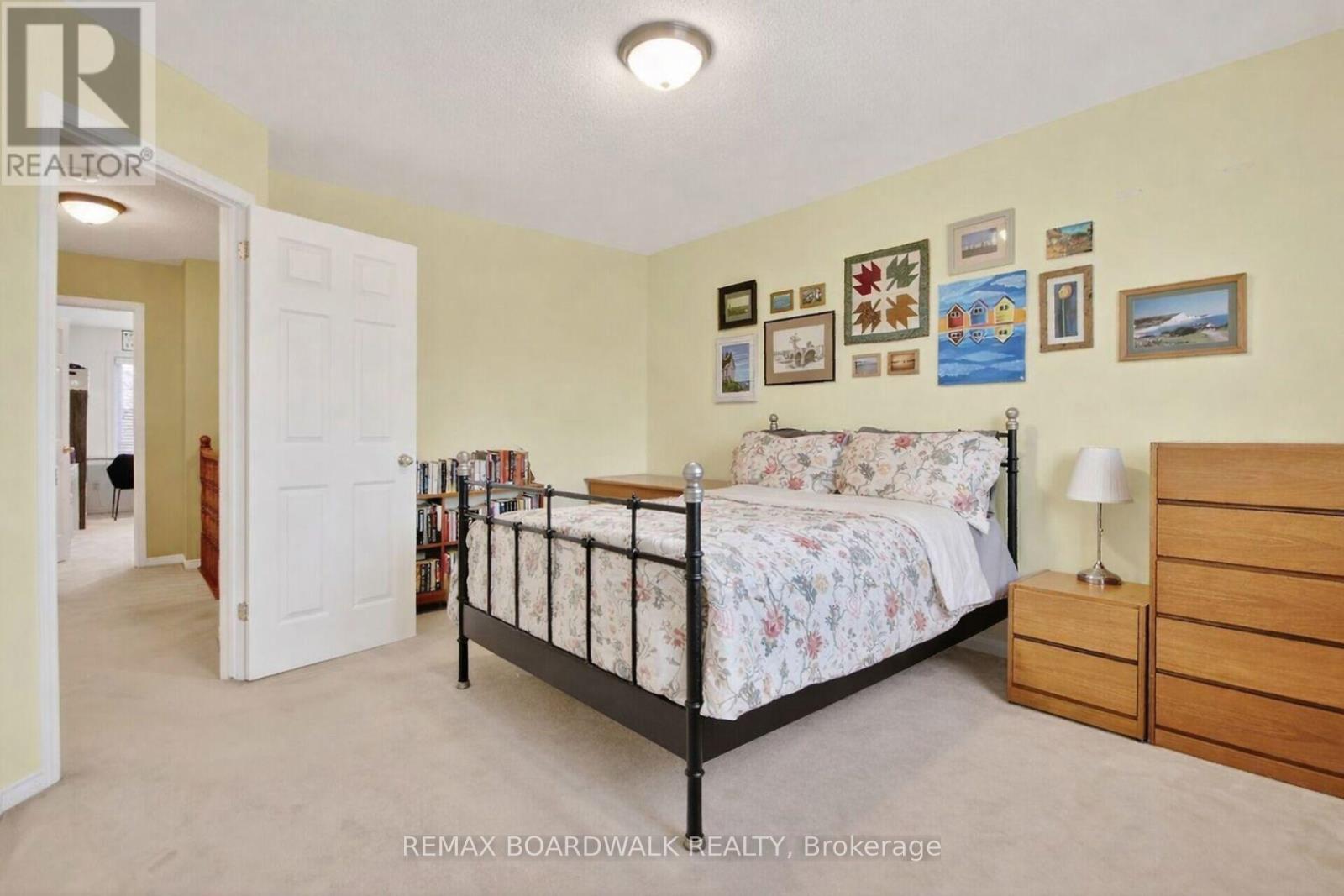 309 Chestermere Crescent, Ottawa, Ontario  K2G 7A8 - Photo 27 - X12908196