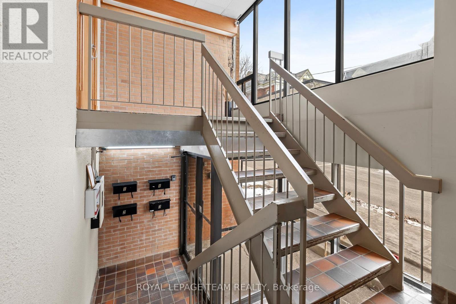 52-58 King Street E, Brockville, Ontario  K6V 1B1 - Photo 8 - X12908214