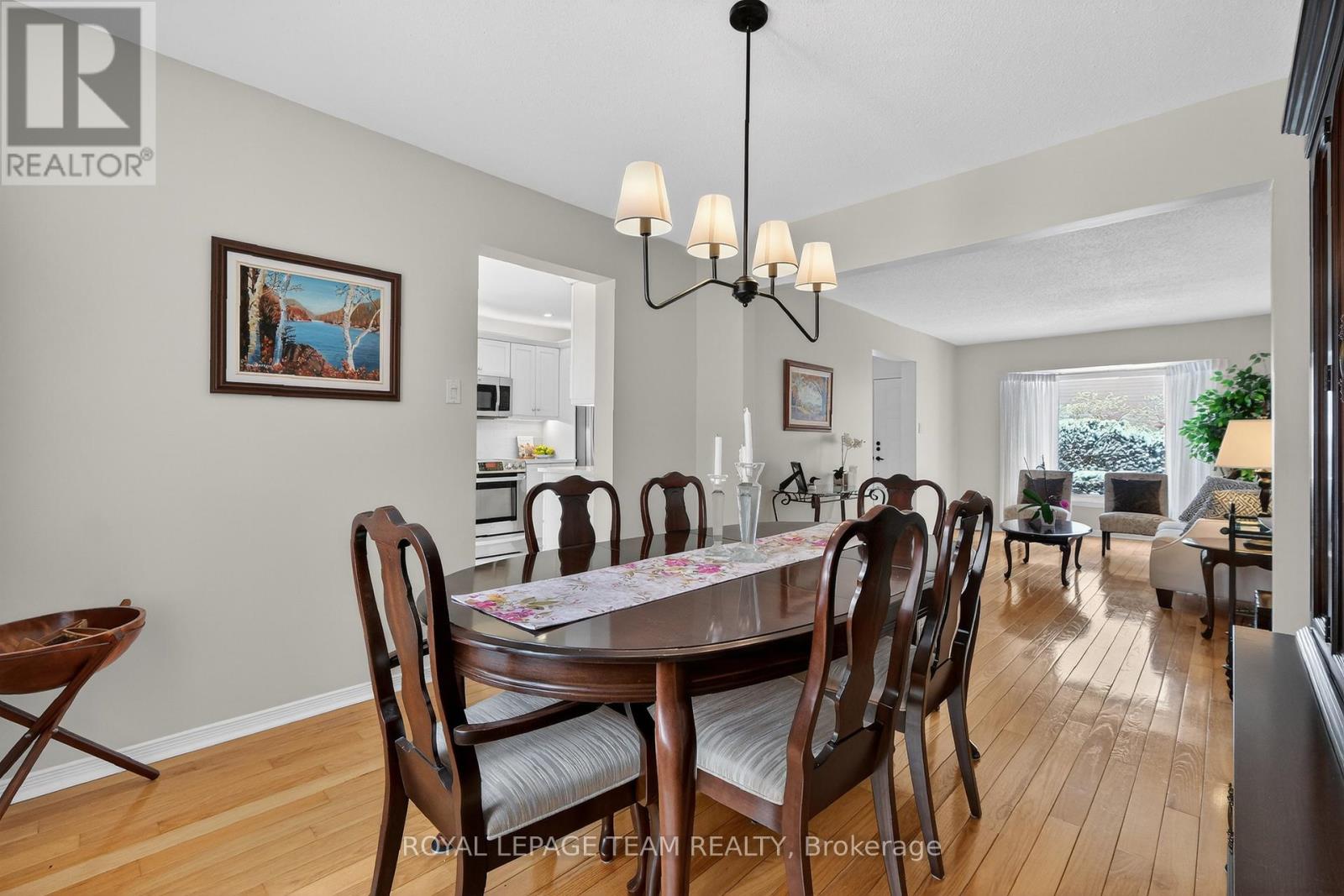 318 Liard Street, Ottawa, Ontario  K2S 1J8 - Photo 12 - X12908300